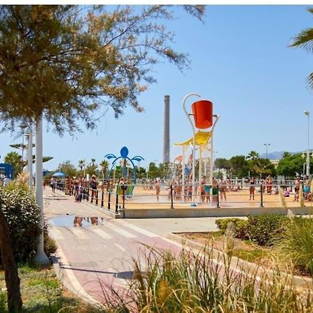 Playa Huelin Beach Malaga Exterior photo